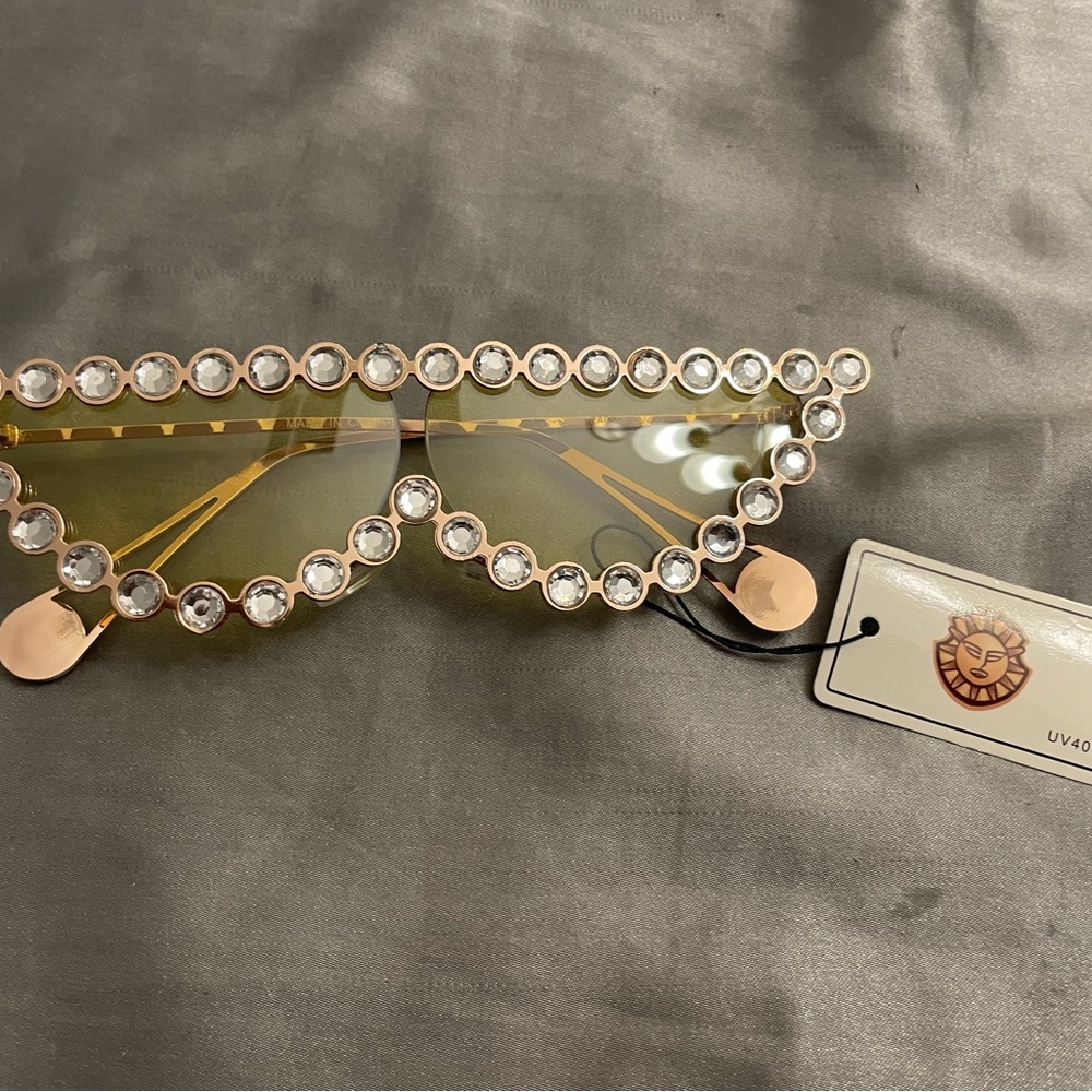 Crystal Embellished Sunglasses with Yellow Lens